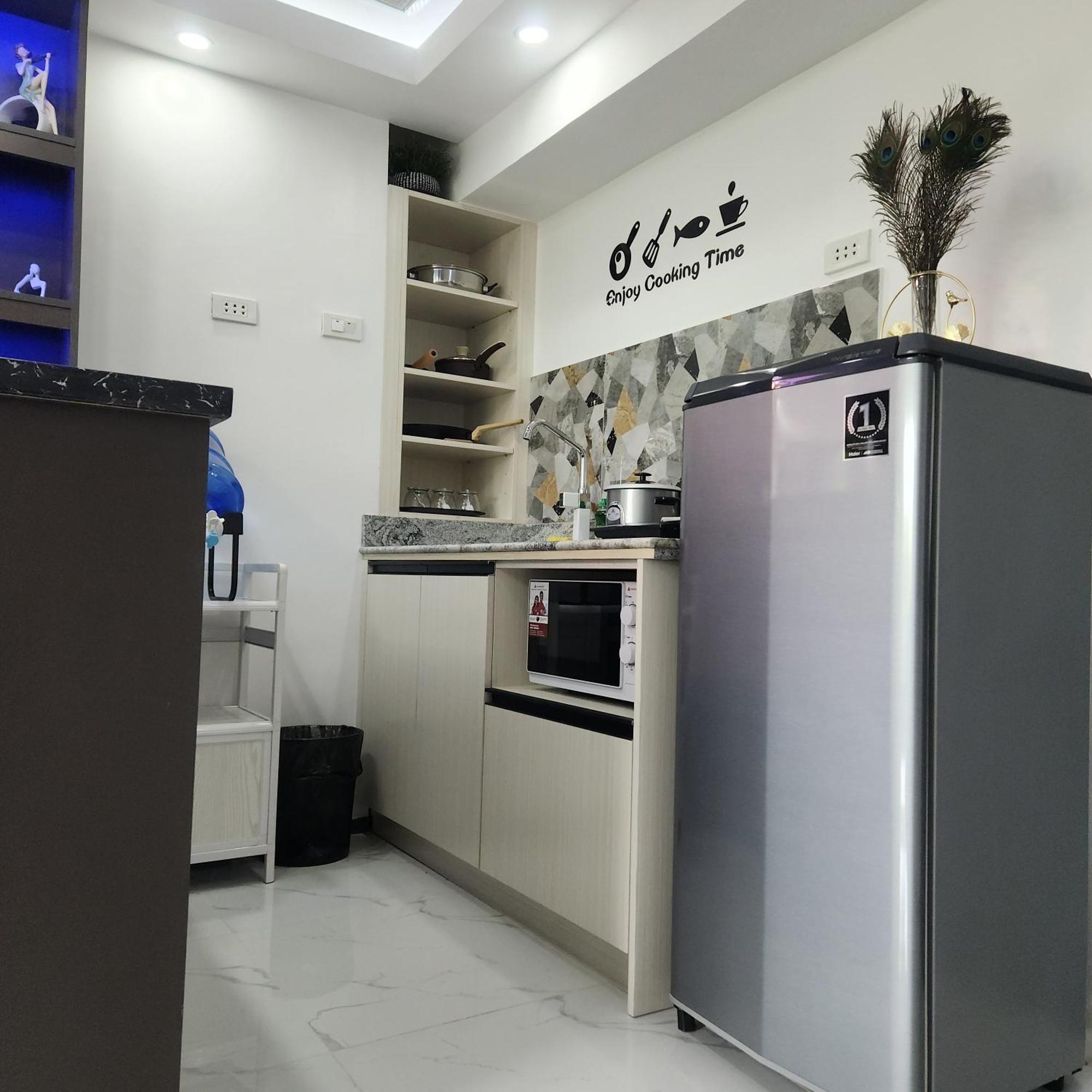 Condo Azur Suites B316 Near Airport, Netflix, Stylish, Cozy With Swimming Pool Isla de Mactán Exterior foto
